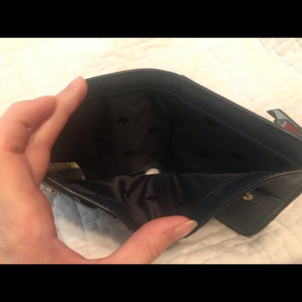 Kate Spade Eva red bucket bag and matching wallet - Picture 7 of 8